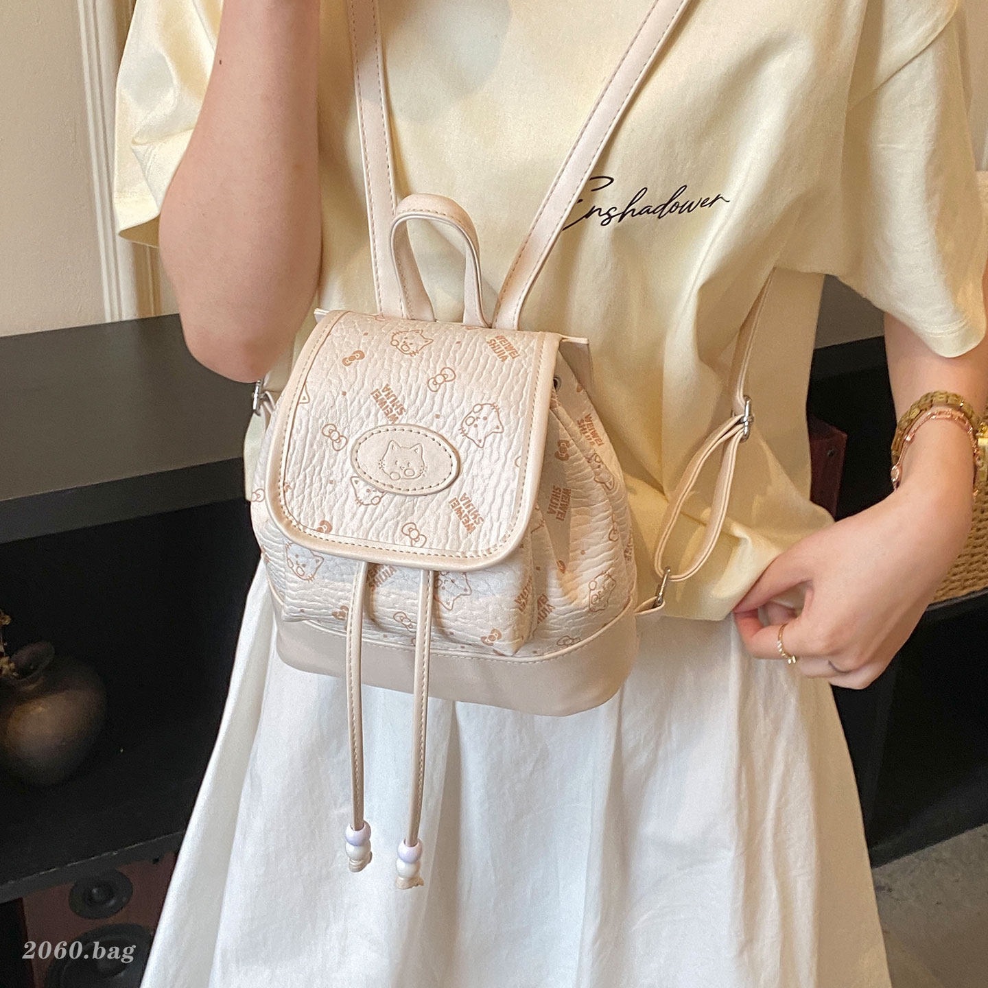 2026 mochila mini mochila de viaje mochila de impresión simple de moda joven adorable dulce nuevo estilo