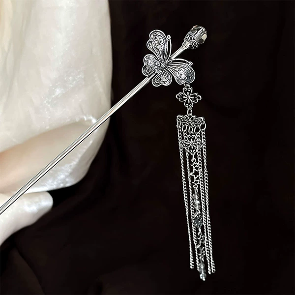 53# Butterfly Tassel Gun Black Hairpin