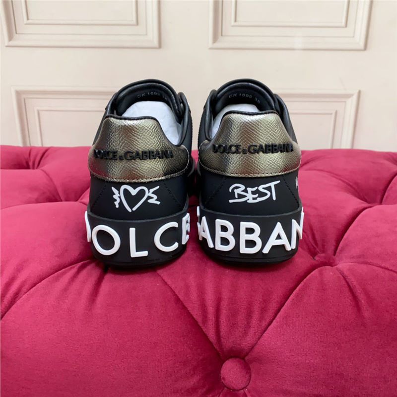 Zapatos de hombre de alto valor europeo 2025 nuevo diseño de zapatos casuales de verano transpirables para parejas de skate de graffiti
