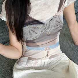 QIUQIU STUDIO辣妹3D印花圆领短袖网纱T恤女透视设计修身收腰上衣