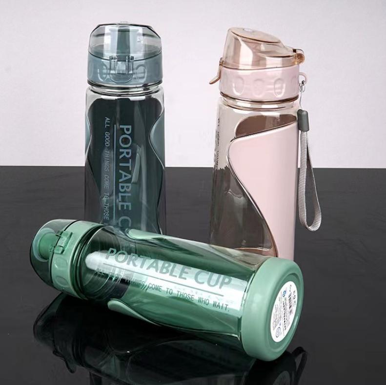 Sansheng nuevo producto taza de plástico viaje al aire libre de montaña taza de plástico de cuerda portátil taza de bebida directa para estudiantes de estilo masculino y femenino