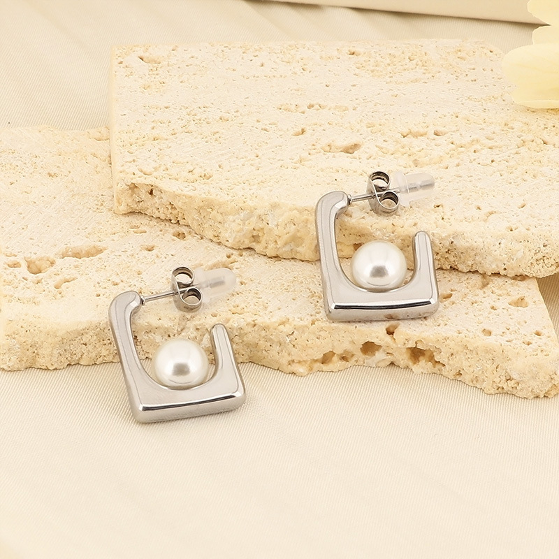 Simple Style Style PVD Coated 18K Gold Plated Geometric Titanium Steel Simple Style Waterproof Non Tarnish Ear Studs