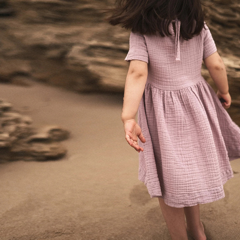Pure Cotton Dress for Girls, Versatile Autumn Season New Style, Double-Layered Crinkled Fabric, Loose Casual Short-Sleeved Baby Long Dress Pure Cotton Dress for Girls, Versatile Autumn Season New Style, Double-Layered Crinkled Fabric, Loose Casual Short-Sleeved Baby Long Dress