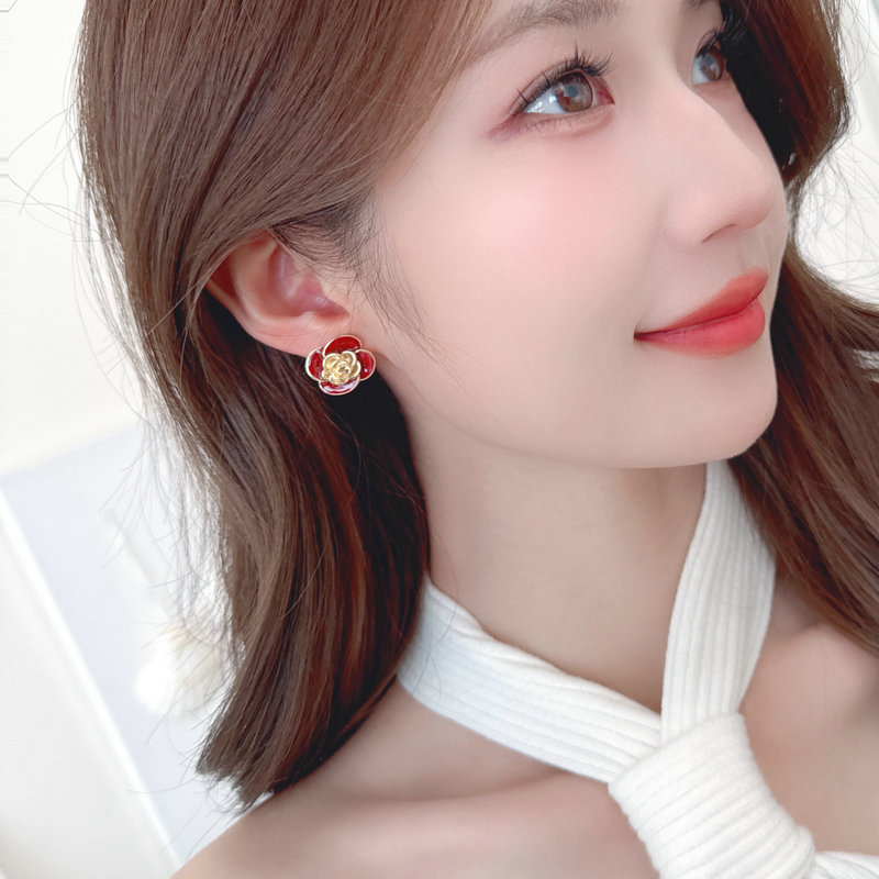 S925 Silver Needle Niche Premium Flower Earrings Ankola Red Camellia Stud Earrings_voghion.com