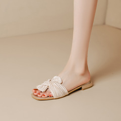 Cool Slipper Women Summer Outerwear Ins Fairy Wind 2024 New Soft Sole Low Heel Bowknot Half Drain Beach Sandals for Women