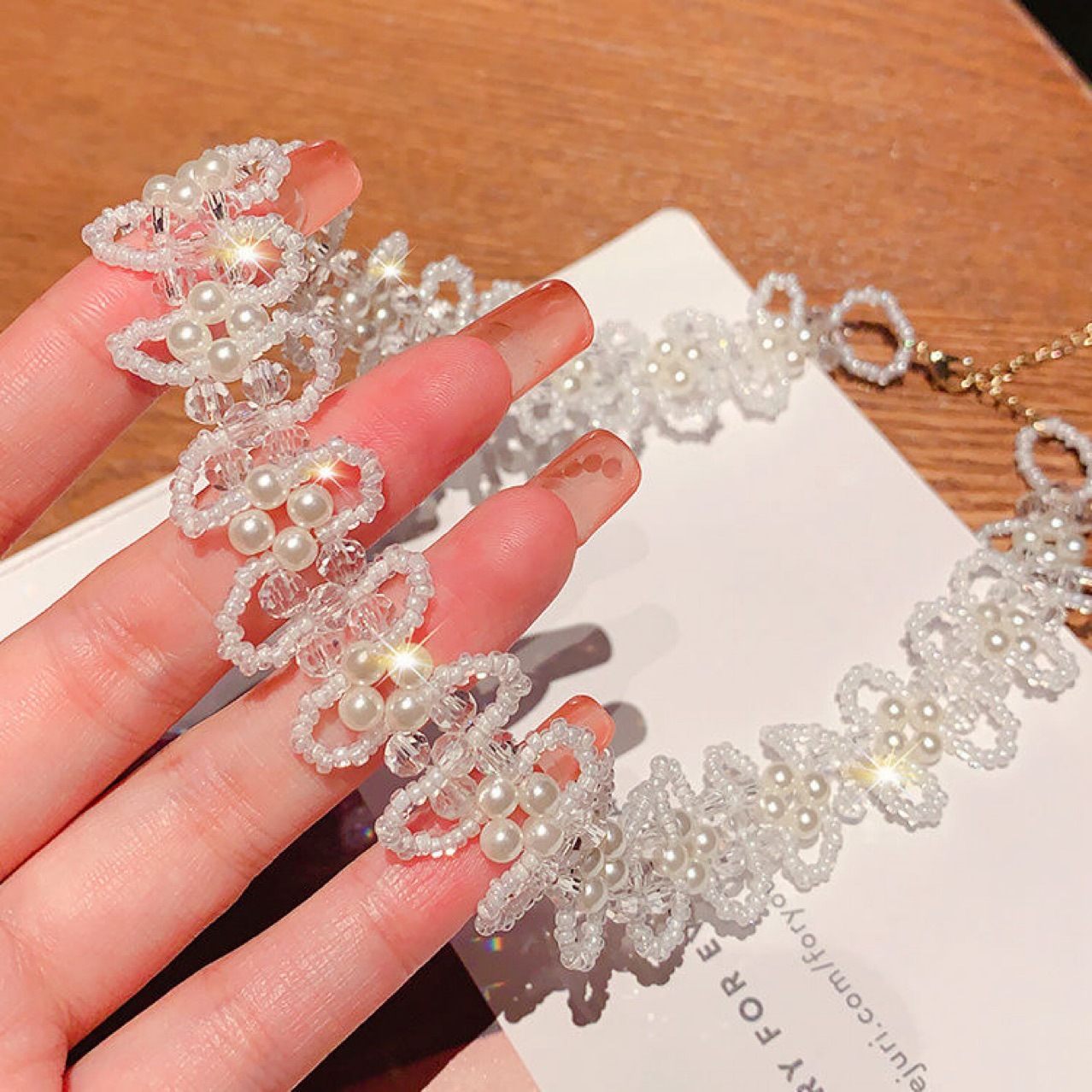 2023 Spring and Summer New Crystal Necklace Women's Short Clavicle Chain Necklace Korean Internet Celebrity Collar Neck Strap