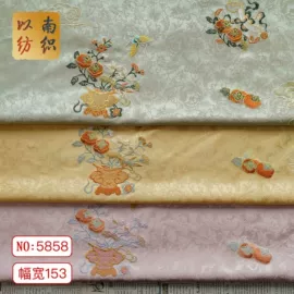 色织、提花布;印花、扎染布;涤纶面料