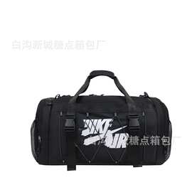 7840独立鞋仓大容量户外瑜伽运动健身包单肩斜跨训练包出差行李袋