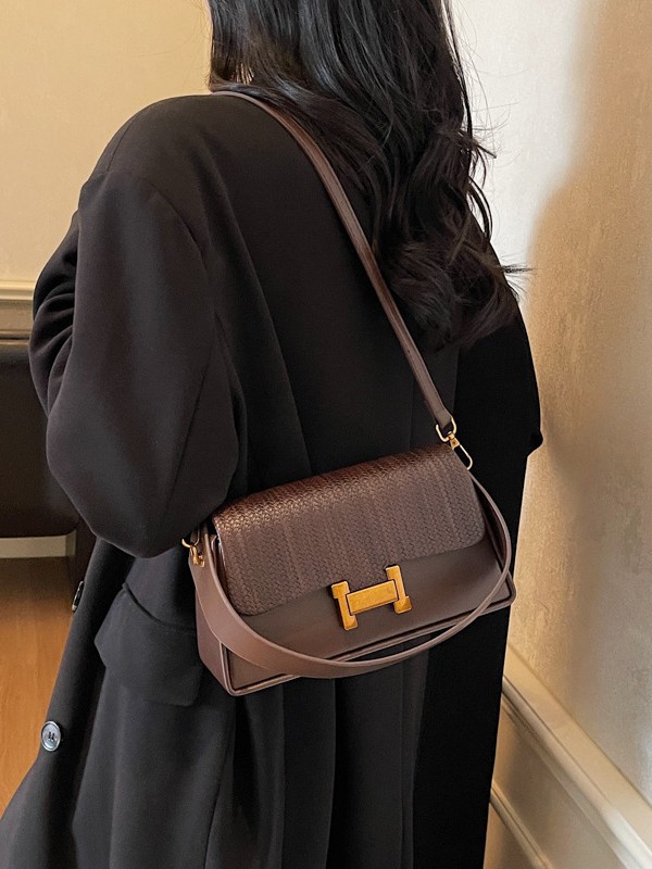 Bolso para mujeres 2025 nueva moda bolso de mano de moda alta sensación de lujo ligero versátil viaje de hombro mochila