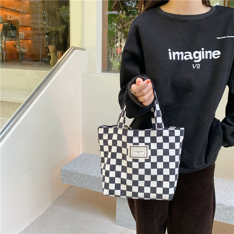 11261 Corduroy checkered hand-held bento Bag, ins Artistic Retro Mommy Bag, small carrying bag for going out, lunch box bag undefined