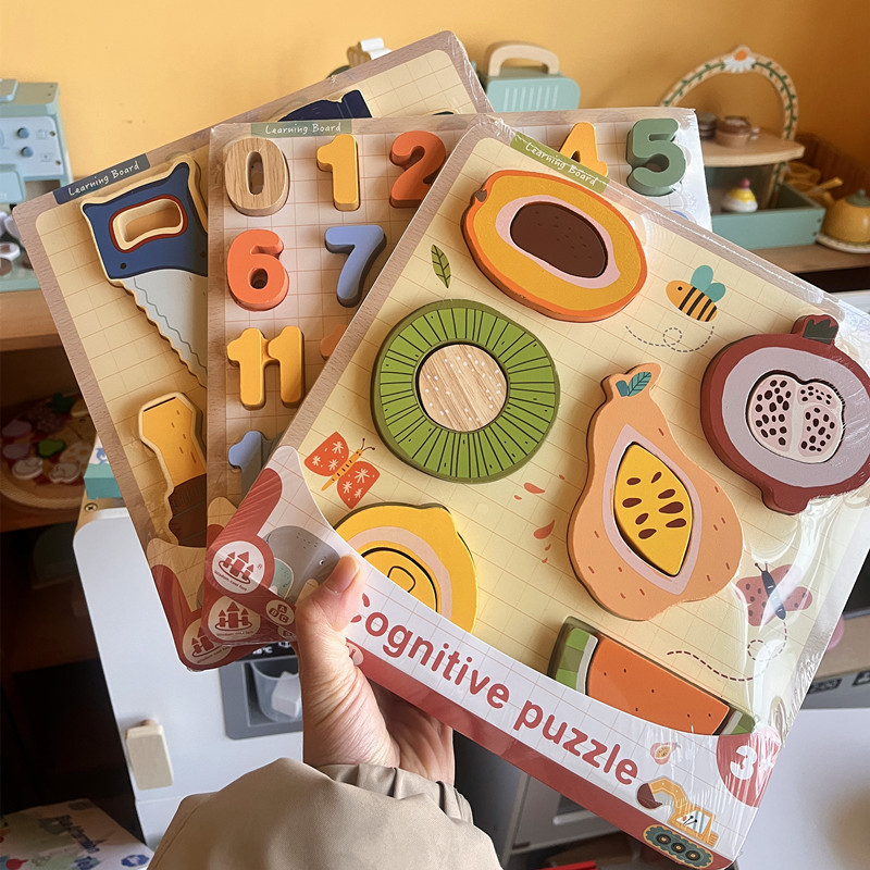 Hand-Held Puzzle Board Montessori Early Education Shape and Color Matching Puzzle Toy for 1 to 3-Year-Old Children