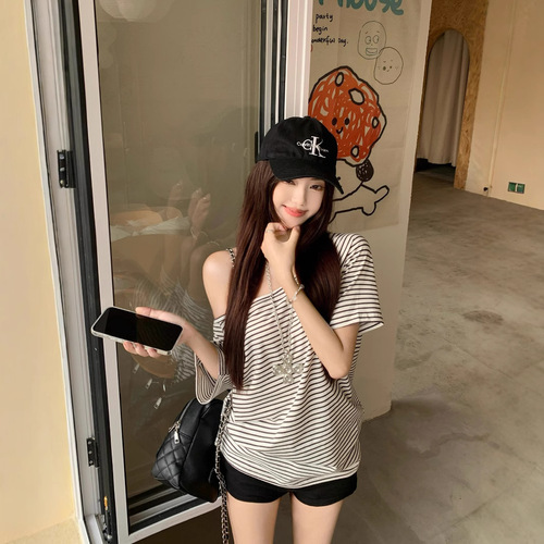 Sloping Shoulder Short Sleeve Women's Summer 2025 New French Striped Versatile Slimming Off-Shoulder Student Loose Top