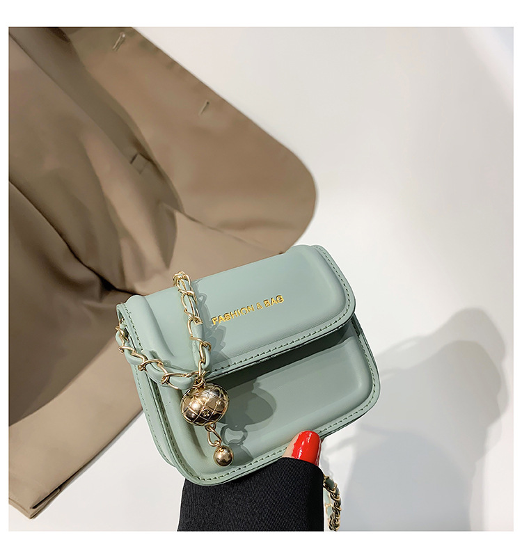 Kadınlar için yeni mini küçük çanta yaz 2024 yeni moda zincir cep telefonu çantası bu yılın tek omuz çapraz askılı küçük kare çanta_voghion.com