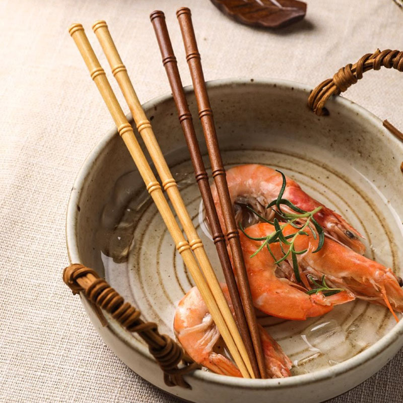 Creative Bamboo Chopsticks for Home Use, Solid Wood Chopsticks, Creative and Unique Japanese-Style Pointed Chopsticks, One Pair Per Person Set