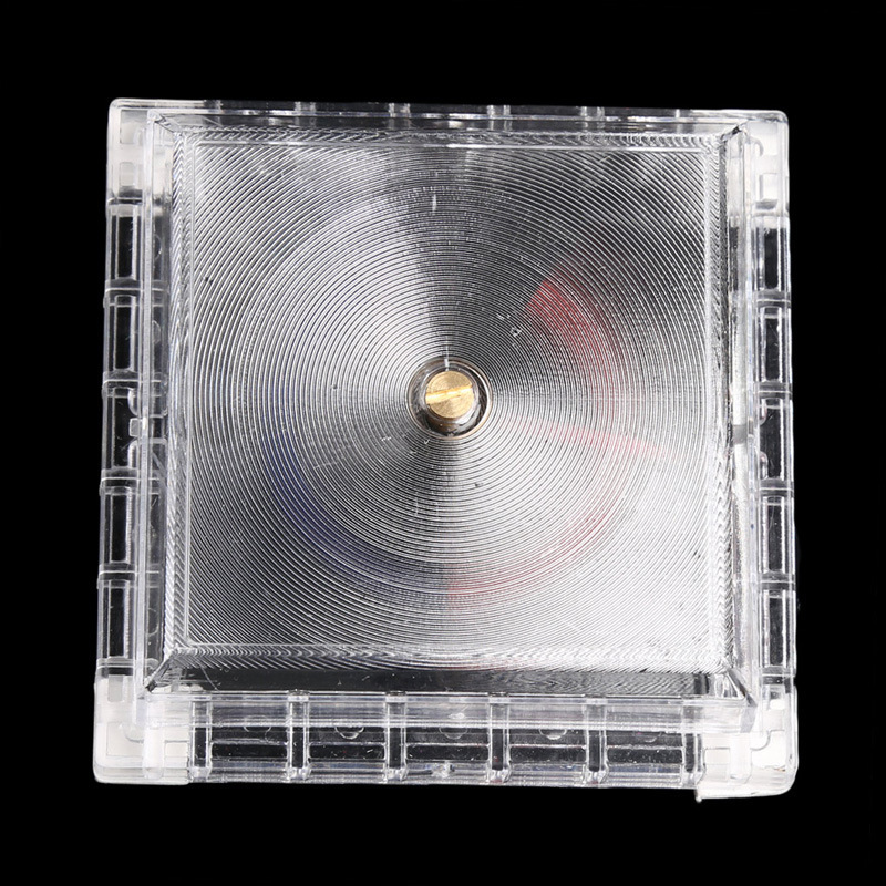 10679410714_2033408771