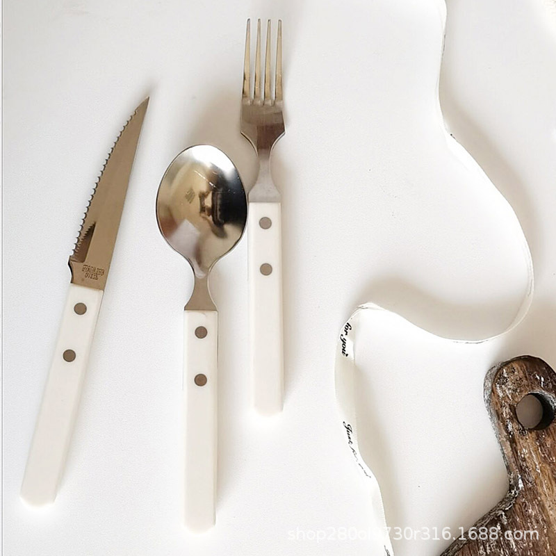 White three piece simple set for restaurant home hotel stainless steel cutlery and spoon set wholesale steak cutlery