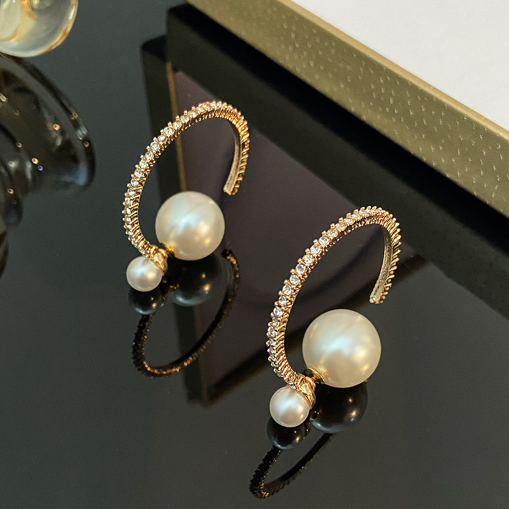 1 Pair Exaggerated Geometric Plating Alloy Artificial Pearls Rhinestones Hoop Earrings display picture 3