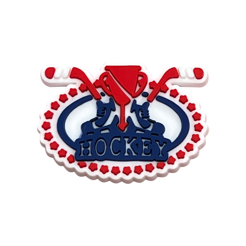 Nuevos zapatos con agujeros de dibujos animados deportivos de hockey sobre hielo, zapatos, zapatos, botones, ropa deportiva, accesorios para sandalias, estilo caliente de Amazon