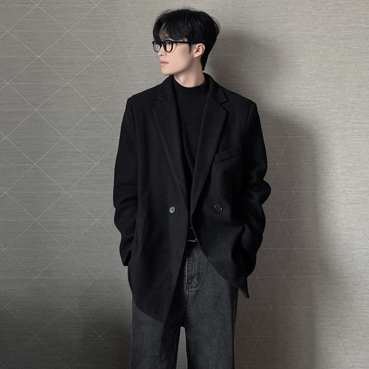 검은색