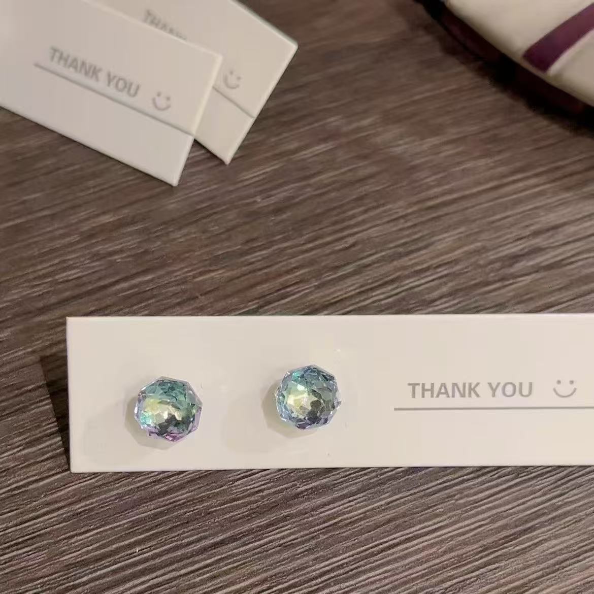 [polygonal] blue zircon stud earrings