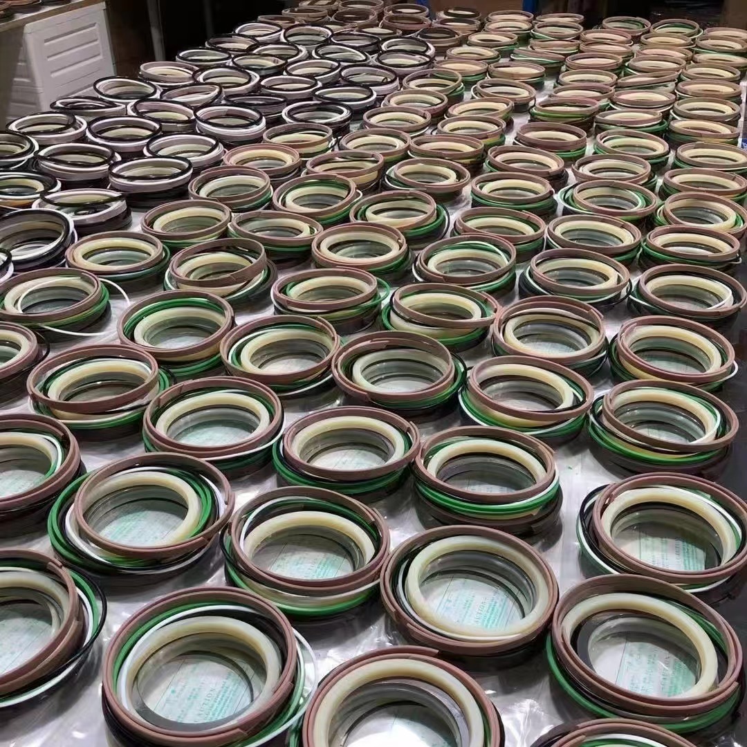 现货供应DL301 302装载机油封 动臂 转向 翻斗油缸修理包