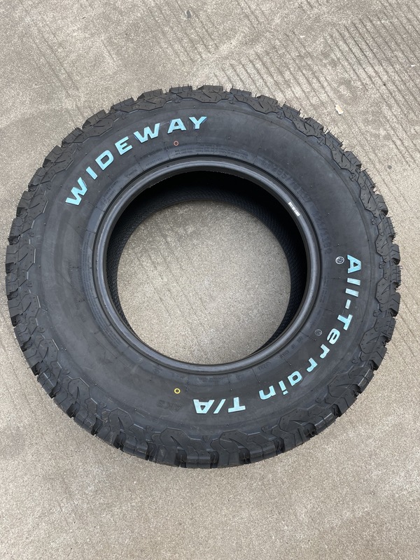 Off-Road AT All-teRRain 225 235 245 265 285 60/65R17/70R16/60R18 Off-Road TiRe