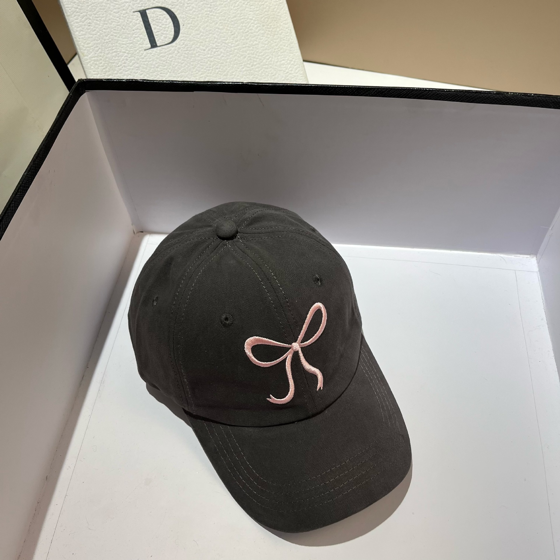 Κορεάτικο καπέλο μπέιζμπολ σε στυλ αστεριού, φρέσκο, γλυκό κεντημένο φιόγκο με ράμφος πάπιας, νέο αθλητικό καπέλο για την άνοιξη και το καλοκαίρι_voghion.com