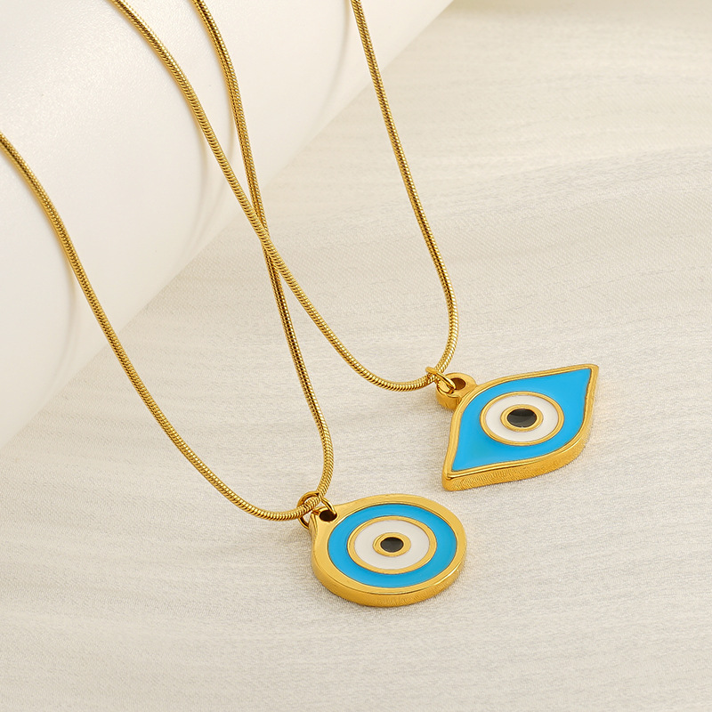 Collar de ojo de diablo de acero de titanio transfronterizo femenino INS moda europea y americana diseño de nicho ojo colgante joyería cadena de clavícula
