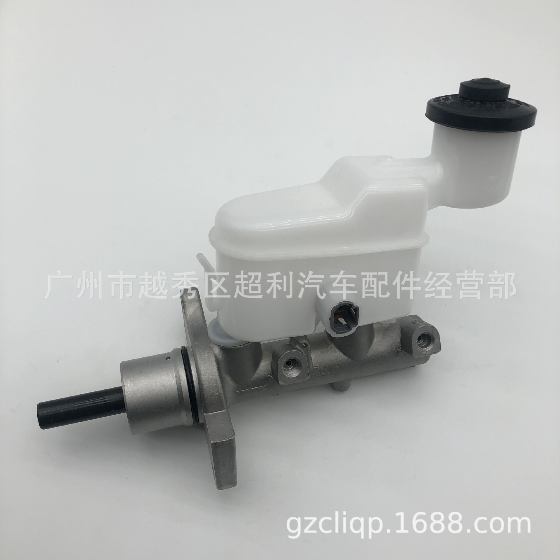 Applicable 47201-09210 47201-09240 VIGO KUN15 Hirax brake master cylinder