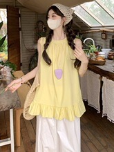 ��Ͱ���ʽС�Y�Sɫ�o�䱳���r��Ů�ę��ʺ��}�����������������b