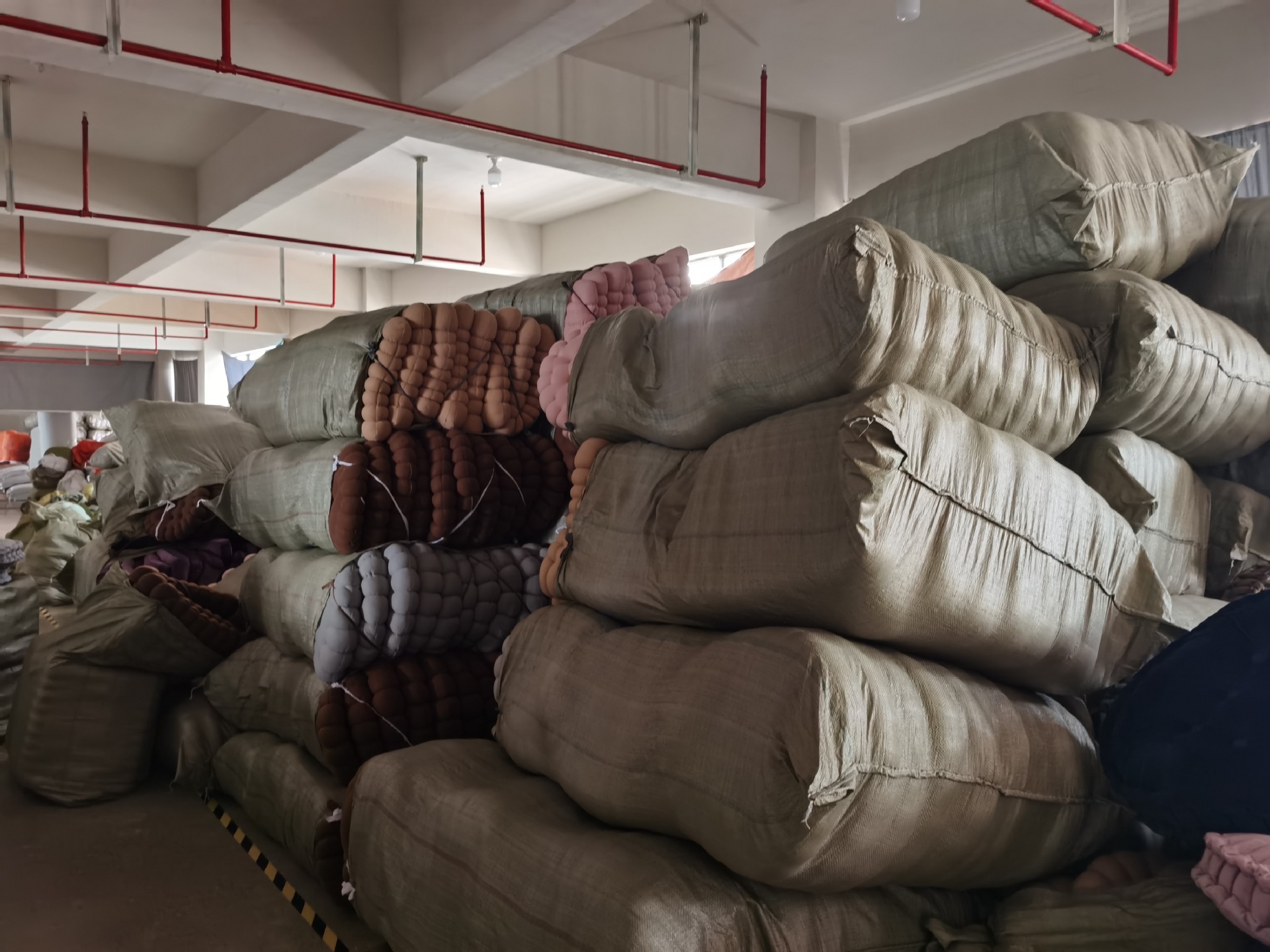 FA624BD6A6F3954905846549775926