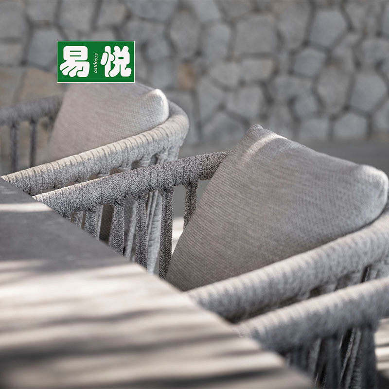 Mesa y silla de madera maciza al aire libre patio impermeable solar caña mesa y silla de caña balcón al aire libre mesa y silla de comedor de teca