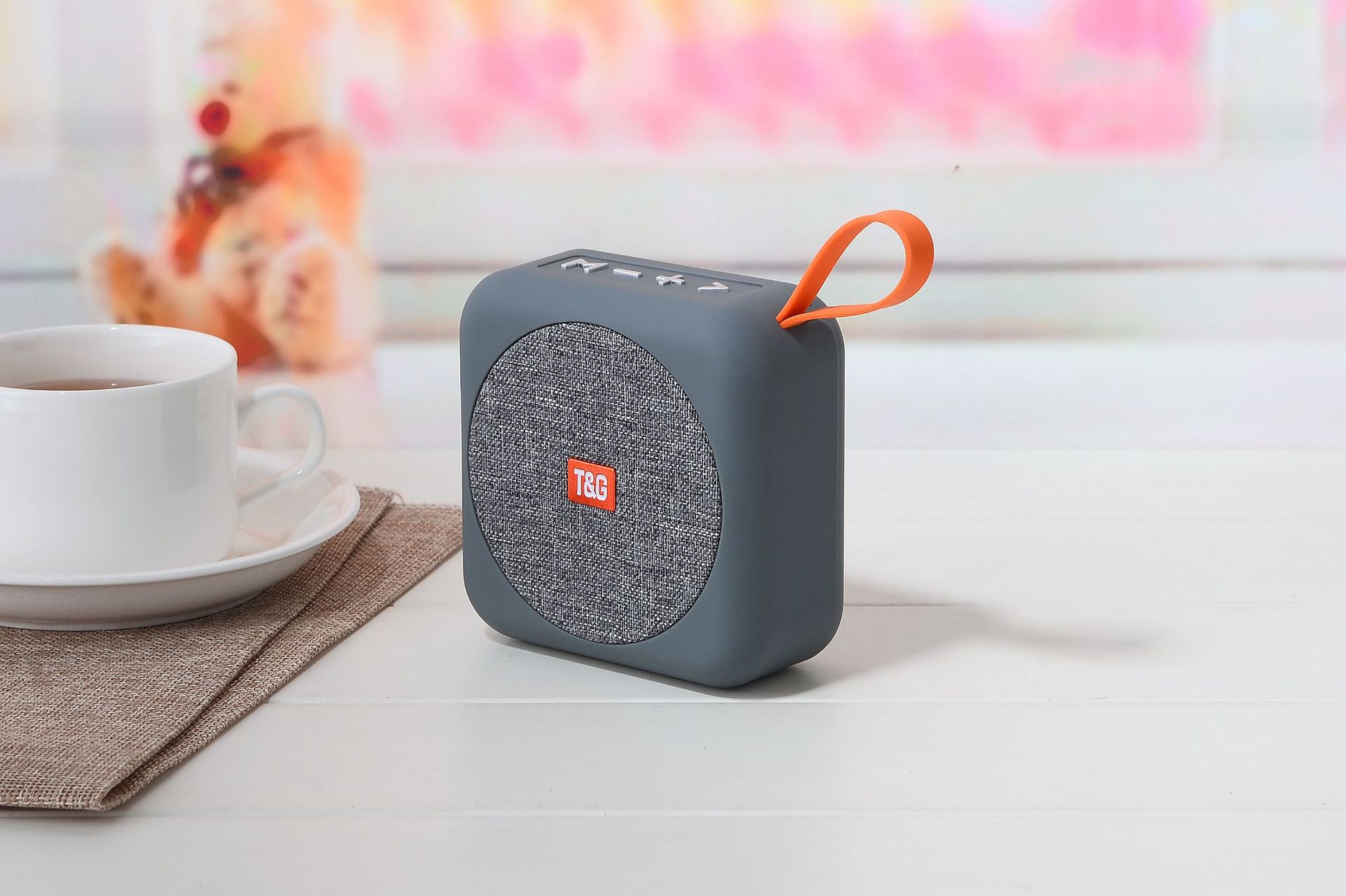 TG505 altavoces Bluetooth cuadrados portátiles al aire libre tela de tela impermeable mini altavoz subwoofer