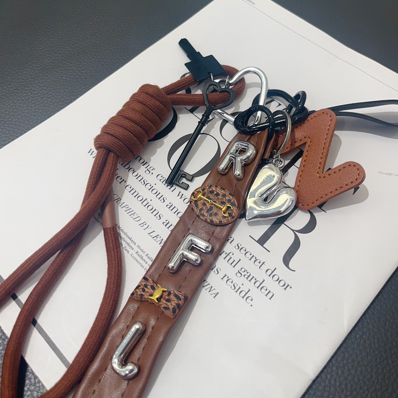 Autumn and winter brown clothing decorations niche designer bag pendant high-end European and American key chain wholesale