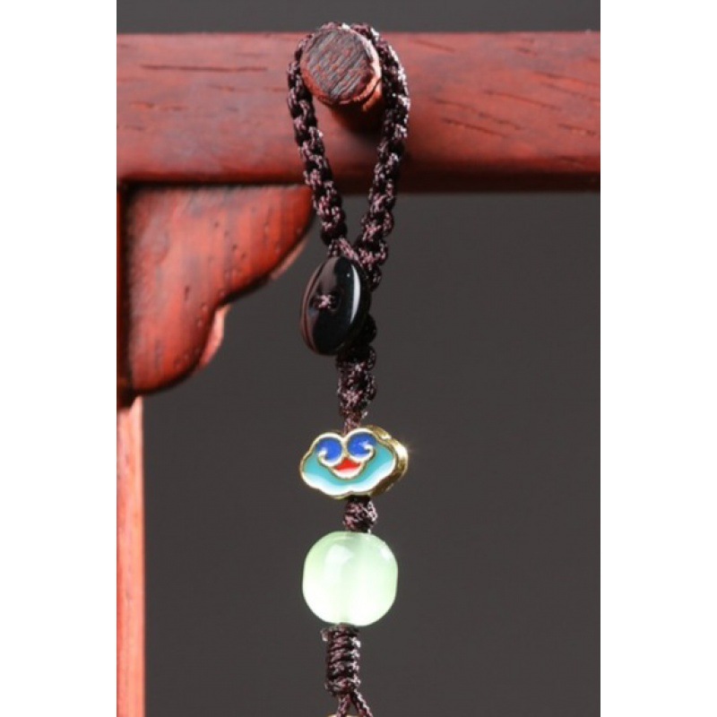 열쇠 고리 사진을 찍으십시오 (사진을 찍을 때 스타일과 재료에 유의하십시오)