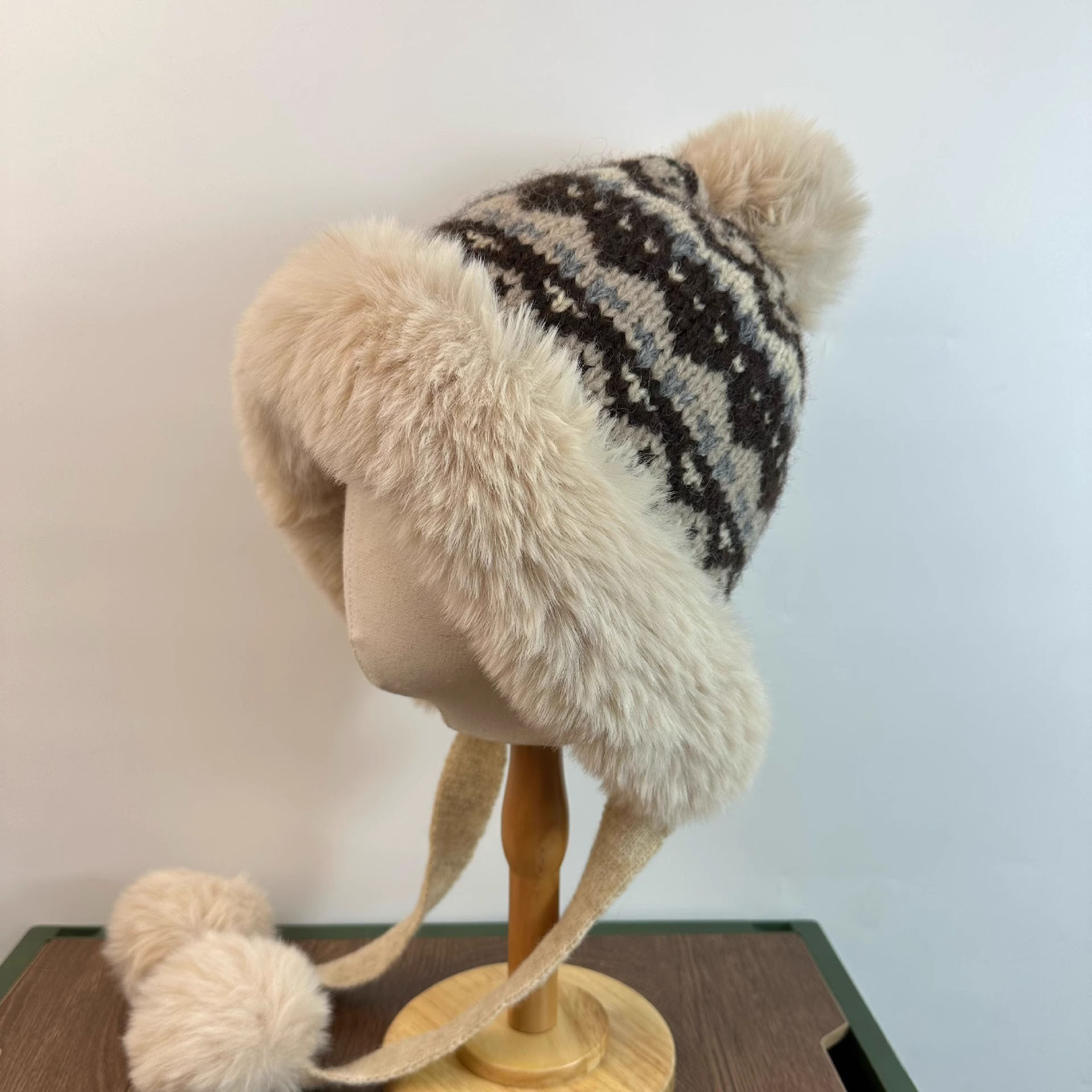 フェア島風毛糸帽子女子秋冬レトロ百合大頭囲保温ニット帽子顔小耳保護帽子