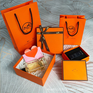 ��ɫ���_����ˮ�Y�жY����ʿ�����ˮ���Ͽպ����b�ڼt����м���