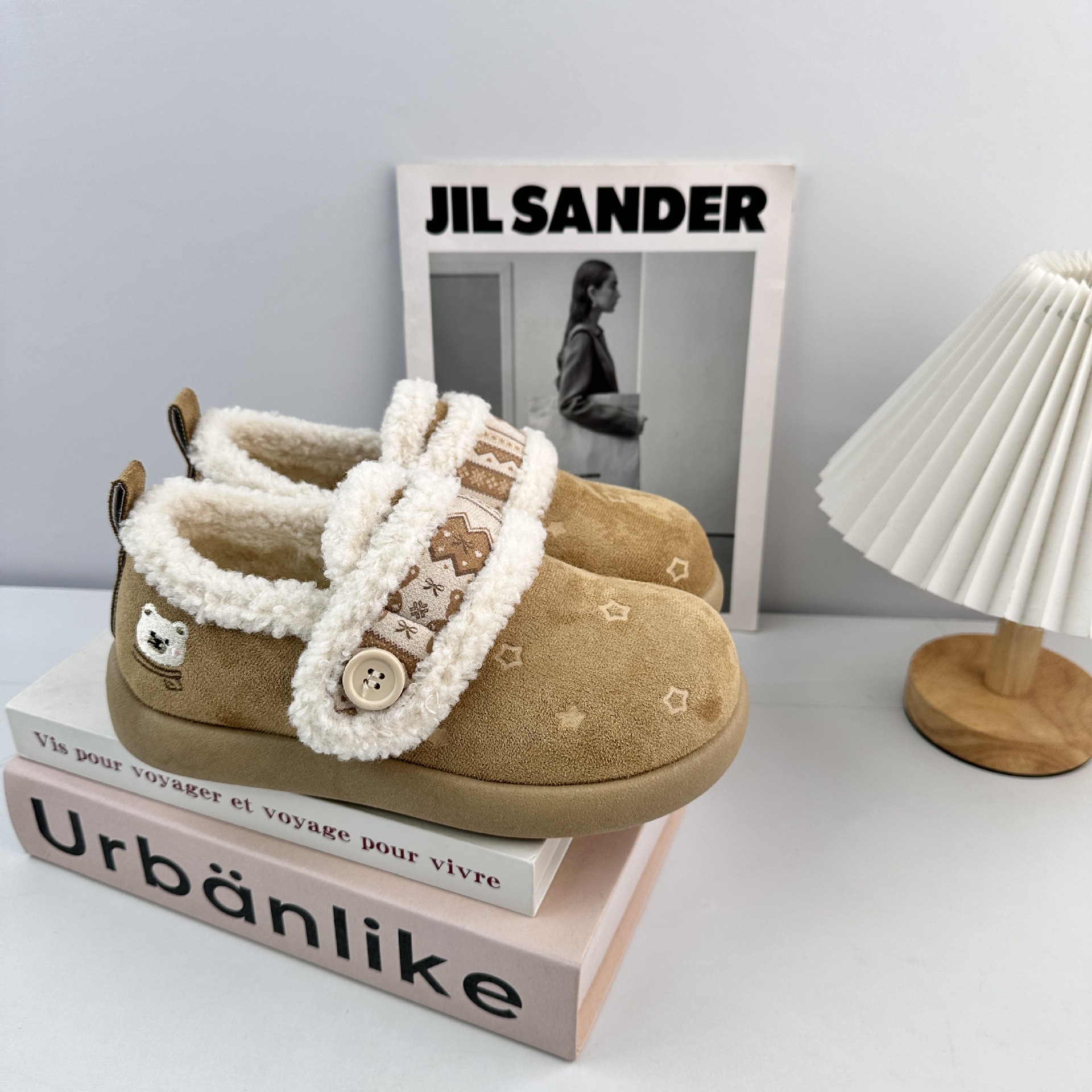 YUANBO 2025 invierno lindo calentamiento oso zapatos de mujer más zapatos de lana de pelusa con un pie zapatos de algodón 3516M