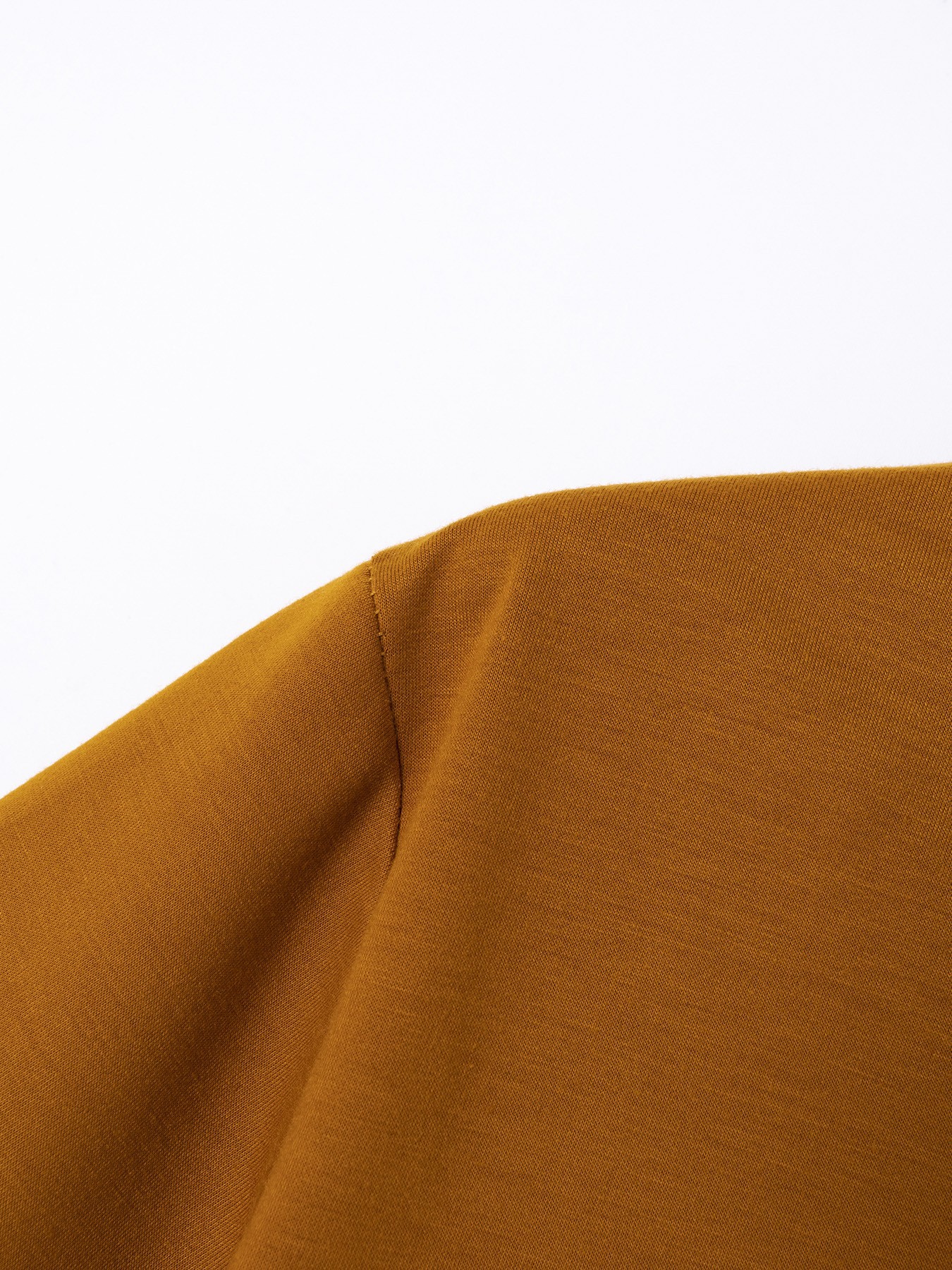 Polo uomo slim fit con colletto e tasca frontale elegante_voghion.com