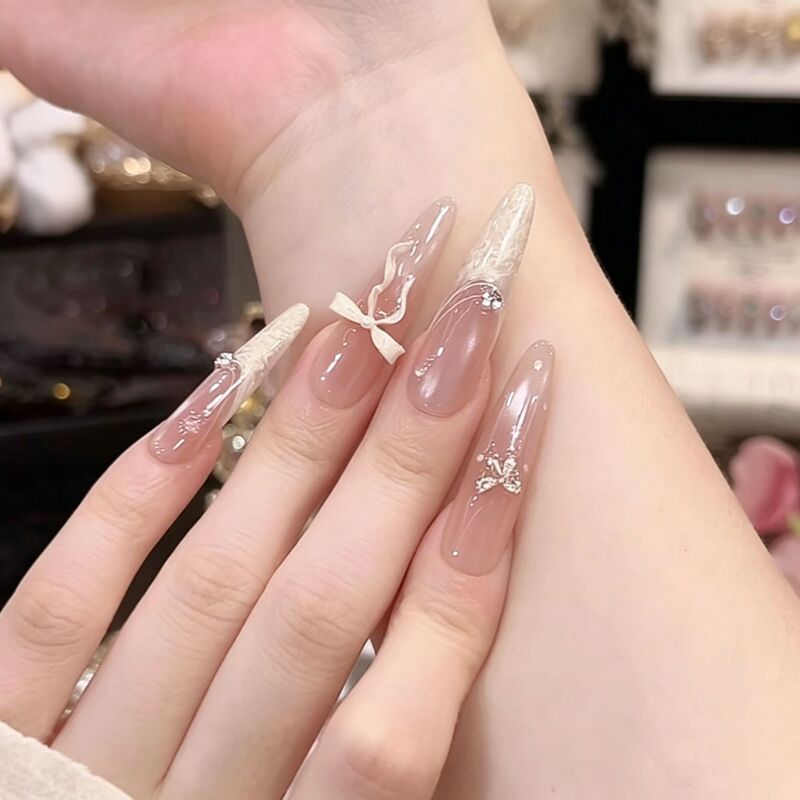 【Cloud Satin Whisper】Handmade Wearable Nails with a Pure and Alluring Vibe, Featuring a Gradient Design for a Sophisticated Look and a Skin-Enhancing Effect 【Cloud Satin Whisper】Handmade Wearable Nails with a Pure and Alluring Vibe, Featuring a Gradient Design for a Sophisticated Look and a Skin-Enhancing Effect