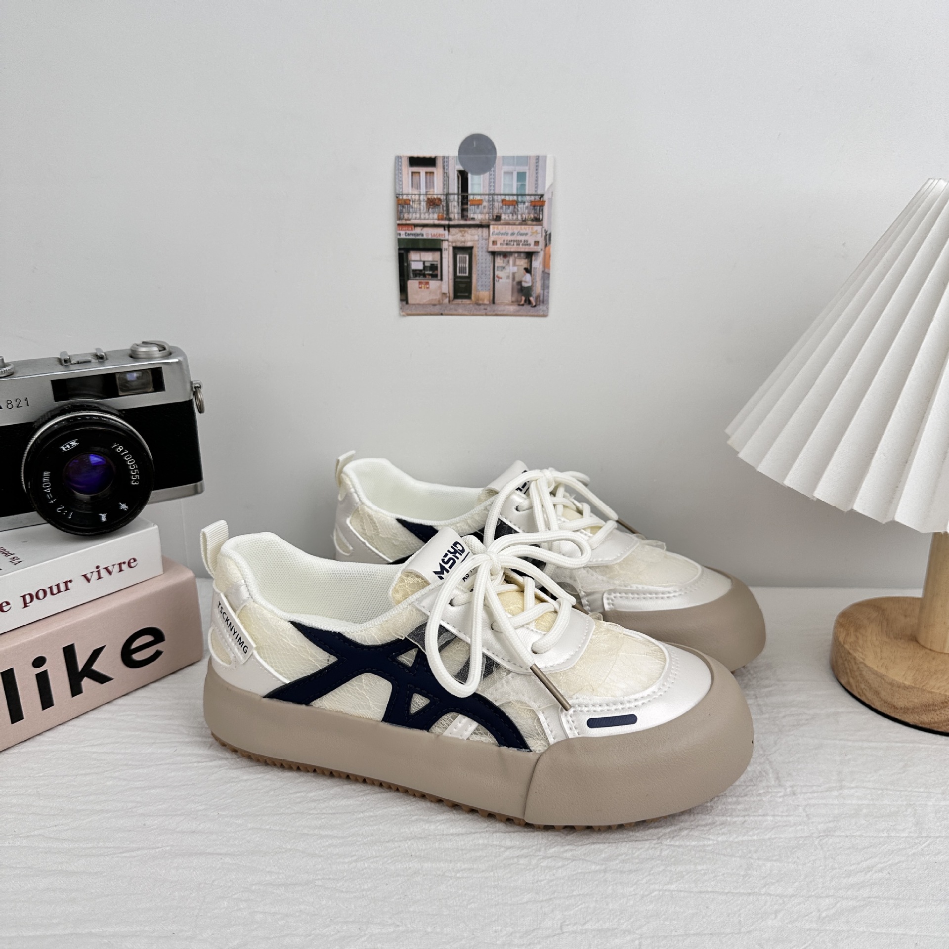 6666 zapatos de skate de altura de suela gruesa para mujeres 2025 nuevo verano ventilado chic puerto borde de encaje casual zapatos de moda