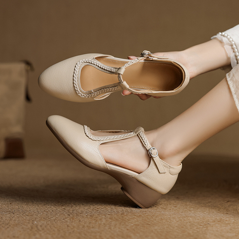 Sandal nữ quai ngang mũi nhọn da cừu đế xuồng gót 4.5 cm — nâu