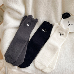 冬季澳絨襪子女加絨加厚保暖中筒襪貓咪耳朵立體可愛居家睡眠襪子
