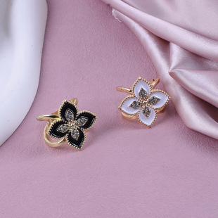 Korean Style Four-leaf Clover Silk Towel Buckle Fixed Clip Shirt Ribbon Bow Buckle Large Square All-match Buckle Fashion Accessories