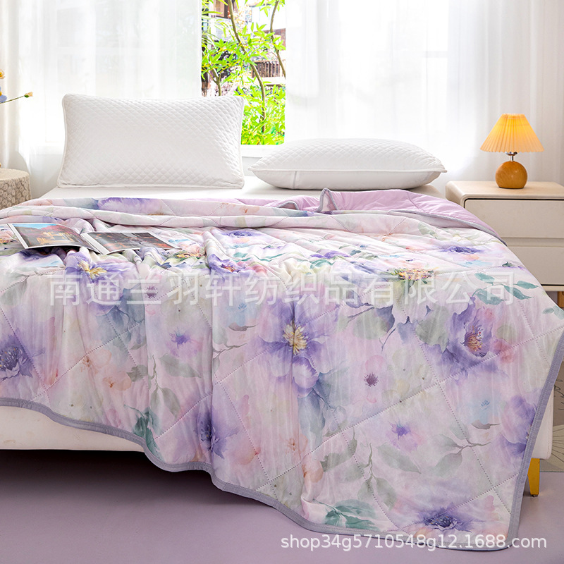 Mother and Child Class A toilet water cool silk summer quilt summer air-conditioned room thin quilt gift box will sell activity gift quilt