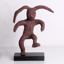 现代艺术卡通兔子摆件儿童样板间客厅玄关书房创意仿泥塑动物饰品