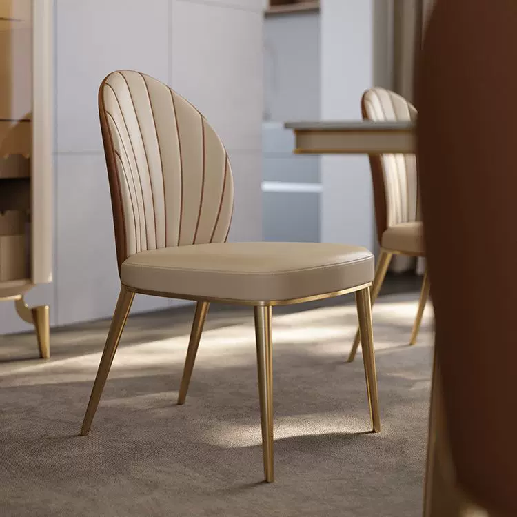 轻奢餐椅家用高级感靠背北欧意式现代简约岛台酒店美甲餐桌椅凳子