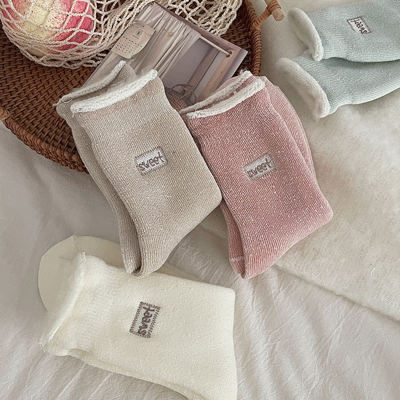 Kışın sıcak çoraplar işlemeli çoraplar artı kadife kalın taban çorapları düz renk fırçalanmış çoraplar kışlık kalınlaştırılmış kadın çorapları_voghion.com