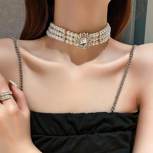 ˮ���荶��������朚W���F�����̿��i�choker�͹žW�t��Ů