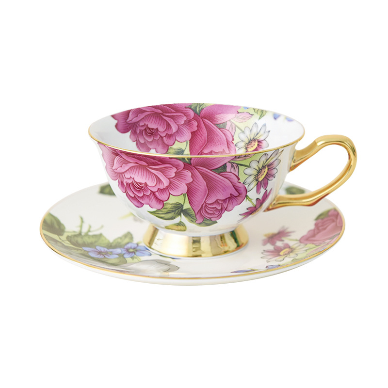 Taza de café de porcelana de hueso de oro de estilo de lujo ligero taza de té de la tarde británica taza de desayuno de alto grado taza y platillo de alta apariencia de niña